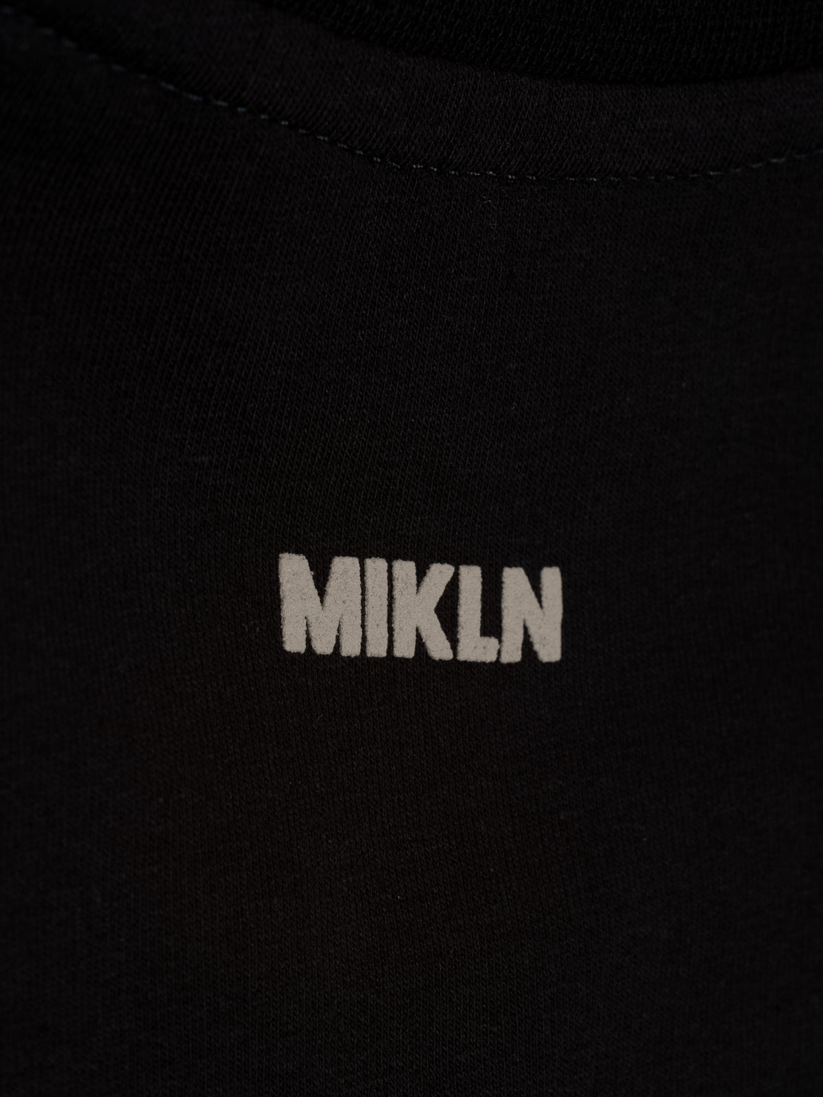 MIKLN Original T-shirt in zwart, premium stof, handgemaakt in Nederland