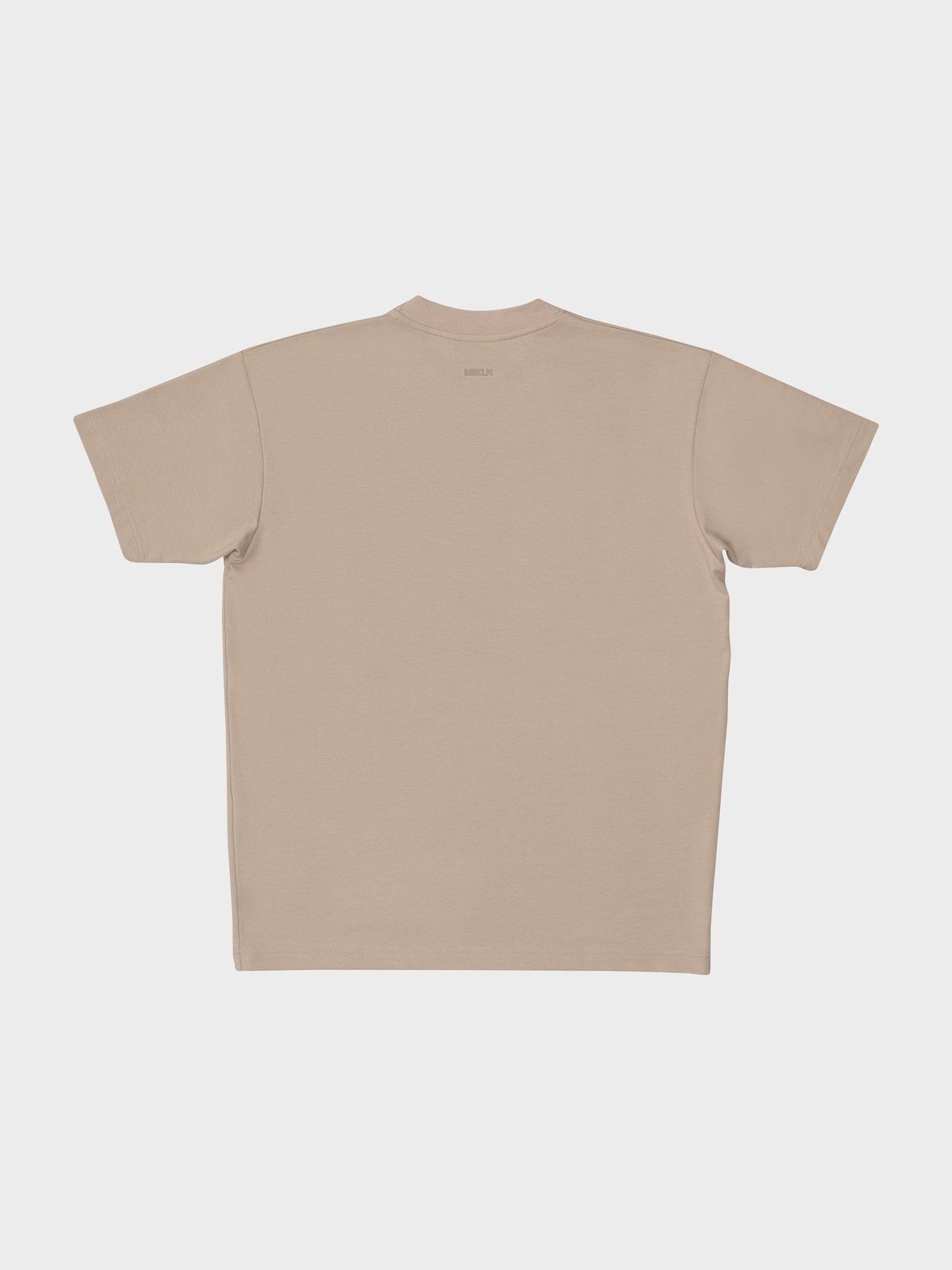 mikln t 02 beige t-shirt achteraanzicht