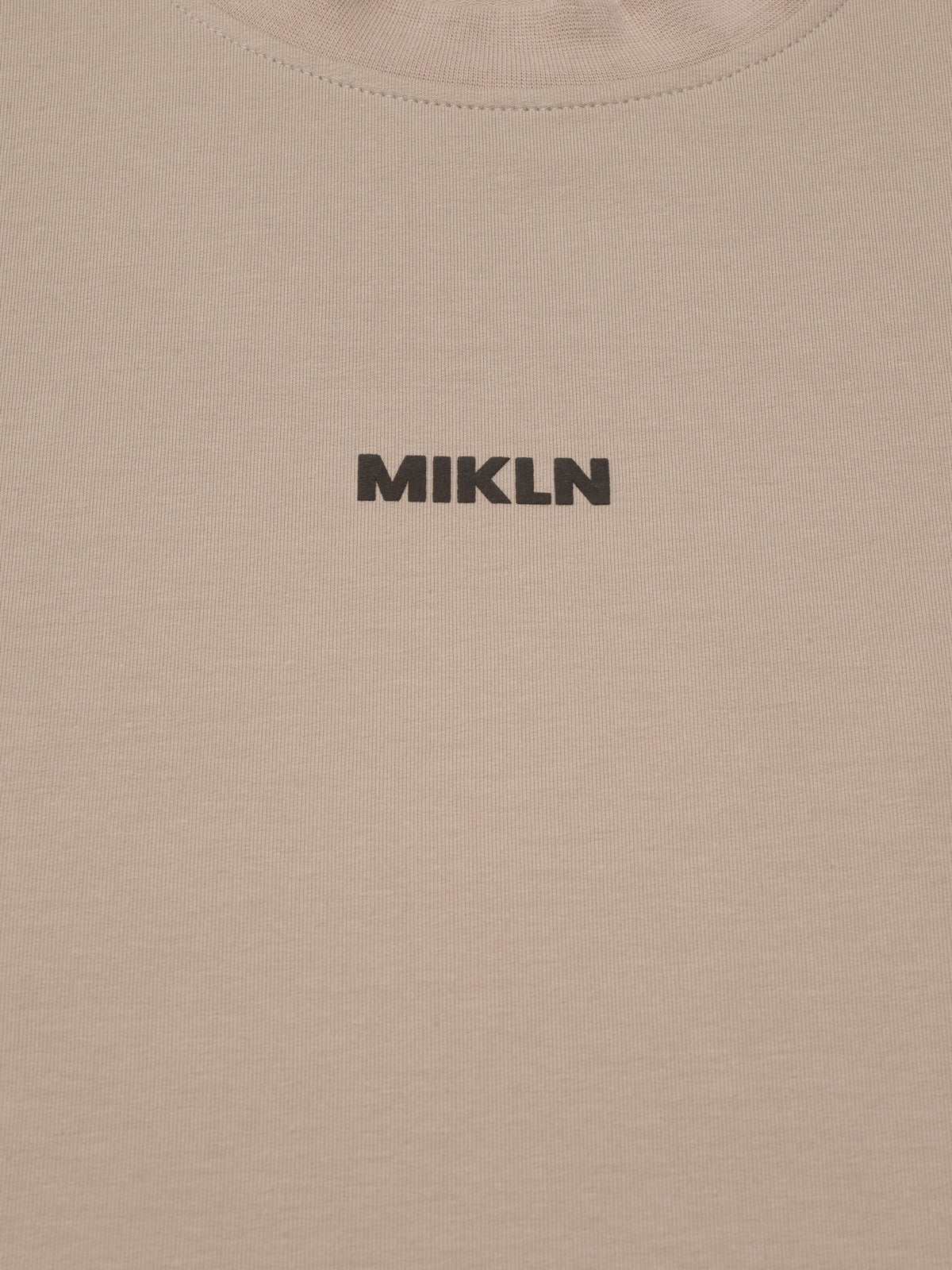 MIKLN Original T-shirt in beige, premium stof, handgemaakt in Nederland