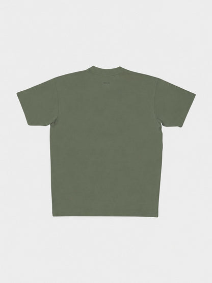 Achterkant van het MIKLN Original T-shirt in groen, handgemaakt in Nederland