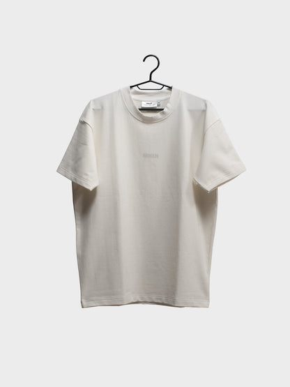 MIKLN Original T-shirt in off-white, premium stof, handgemaakt in Nederland