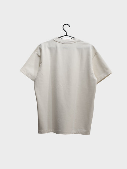 MIKLN Original T-shirt in off-white, premium stof, handgemaakt in Nederland
